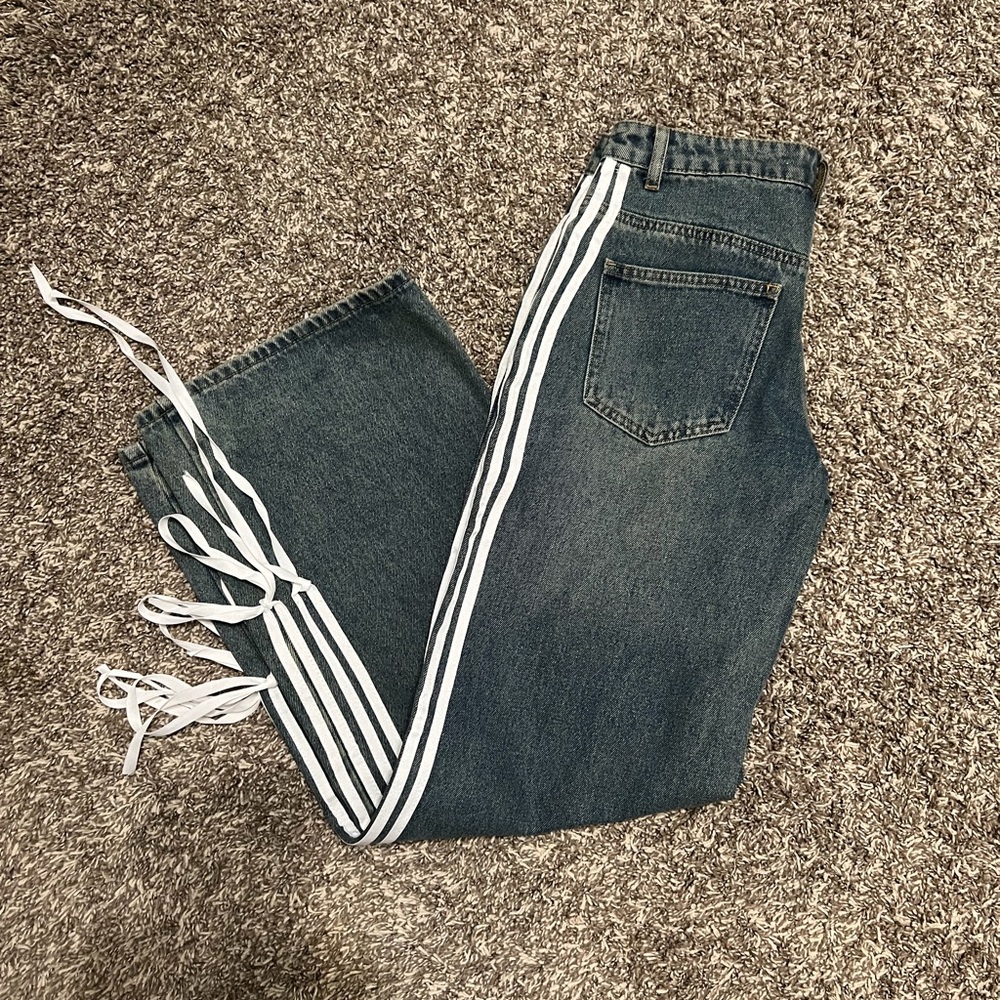 Dark Wash Women’s Jeans with White Side Stripes and cute ties